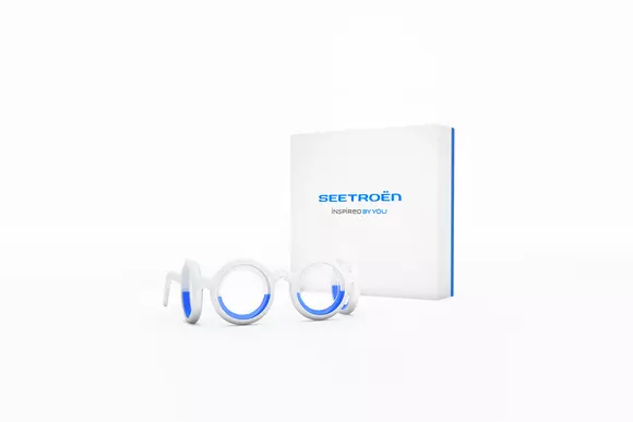 Citroen a lansat o pereche de ochelari pentru răul de mișcare