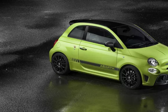 Împrospătare în gama Abarth 595: Iată ce au făcut italienii!