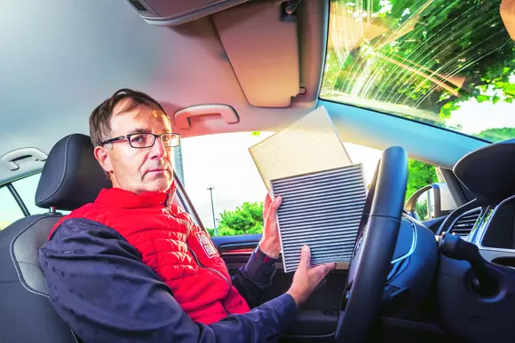 Pas cu pas: Cum schimbi filtrul de habitaclu?