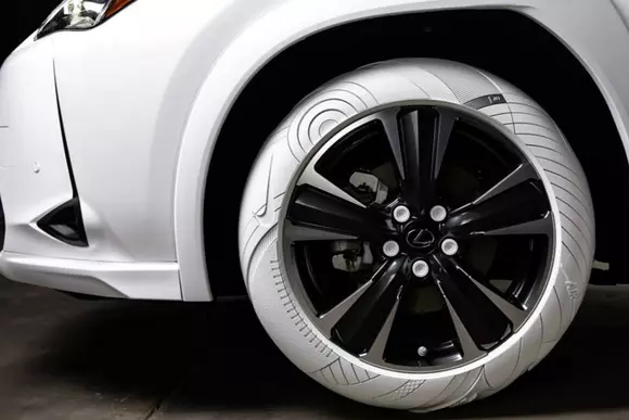 Lexus x nike discount
