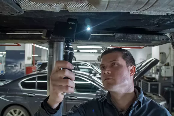 O nouă tehnologie în service: devizul digital cu clip video explicativ