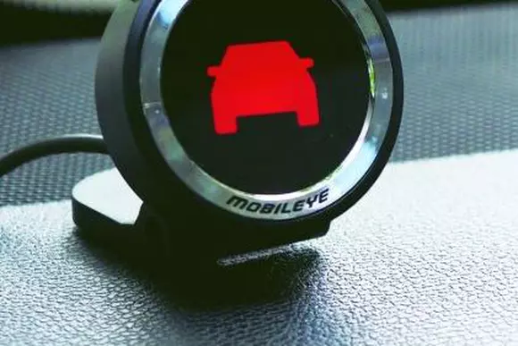 Sistem de asistență aftermarket