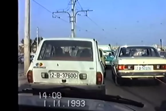 Călătorie virtuală în timp - Cum arăta o plimbare cu mașina prin București în 1993