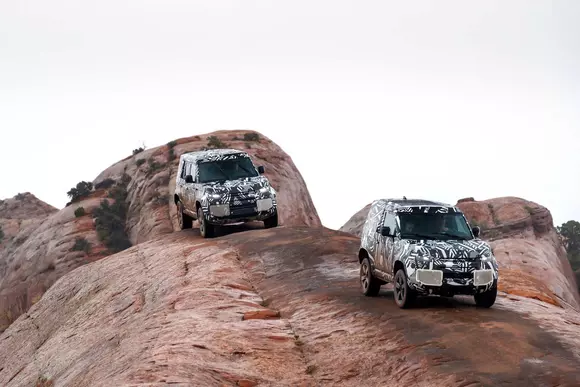 Noul Land Rover Defender a parcurs 1,2 milioane de kilometri