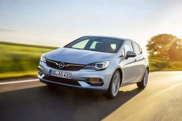Opel Astra facelift - tot ce trebuie să știi