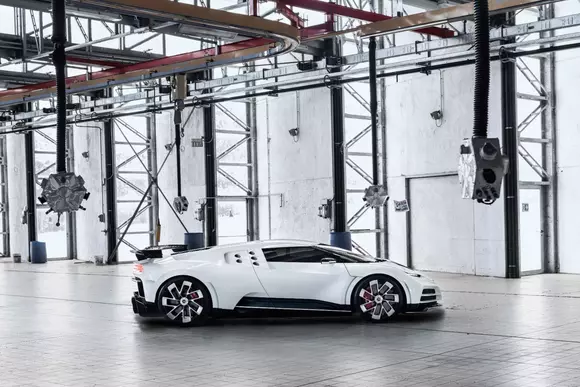 Noul Bugatti Centodieci - doar 10 unități disponibile