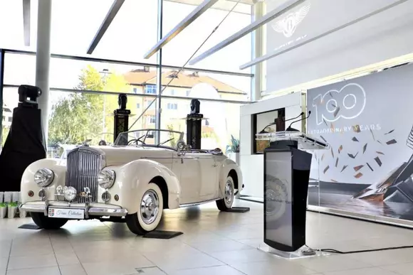 Bentley România își modernizează showroom-ul din București