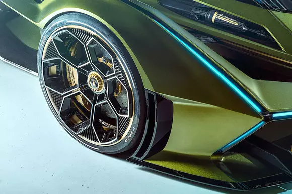 Noul Lamborghini V12 Vision Gran Turismo este ca de pe altă planetă!