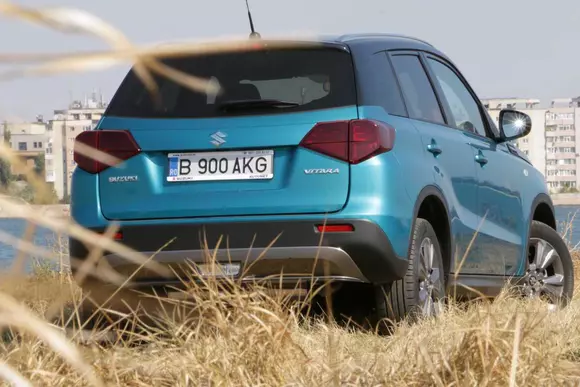 Suzuki Vitara: Mâneca plină de ași