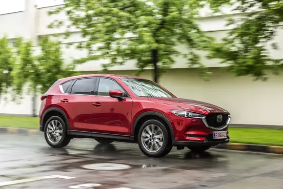 Mazda CX-5 Skyactiv-D 184 - Dansând în ploaie
