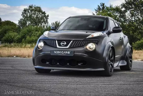 Replică de Nissan Juke-R de vânzare, pentru cine are (atâția) bani s-o cumpere