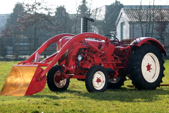 Ca să rămâi întotdeauna sub radar: Porsche Diesel Super Export 1963