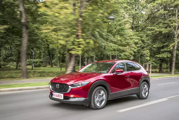 Mazda CX-30 Skyactiv-G122: Adevărata Mazda 3