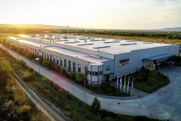 TMD Friction: O zi la uzină