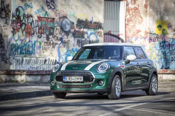 Mini Cooper: Maturizarea lui „altfel“