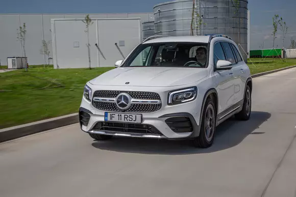 Mercedes-Benz GLB 250 4Matic: Nu-mi spune „baby G“