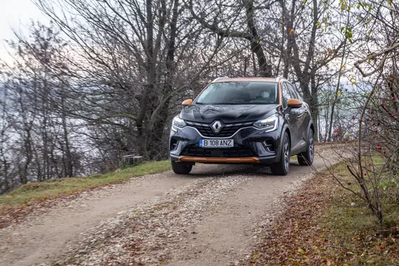 Renault Captur TCe 100 GPL: Combustibili pe alese