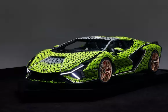 Lamborghini Sian a primit încă o variantă Lego, la scară 1:1