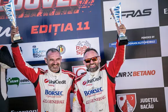 Rezumat de campionat pentru Adi Teslovan și Vajk Imre Cseh