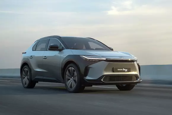 După ce vă vom explica strania denumire Toyota bZ4X, o veți reține ușor. Japonezii se așteaptă la un succes de proporții.
