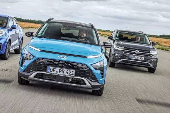 Hyundai Bayon versus Ford Puma și VW T-Cross: Trei "shoturi" pentru o dragoste mare?