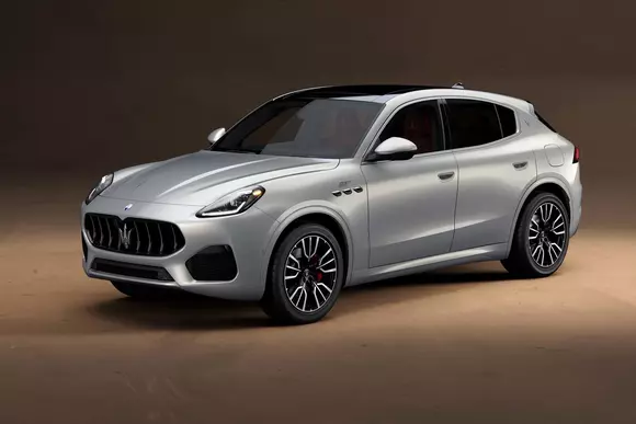 Vânt de primăvară intensificat: Maserati Grecale a lăsat în urmă faza de teasing.