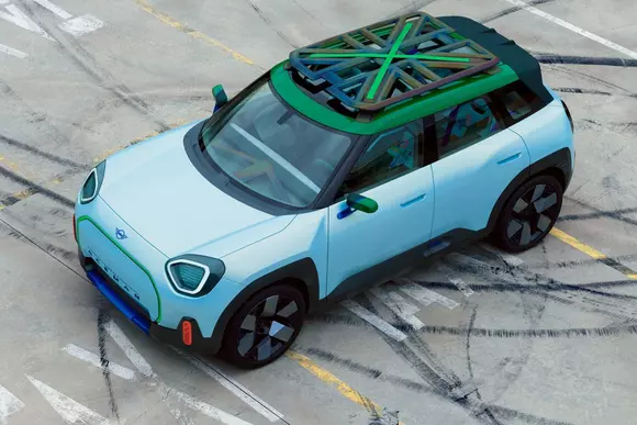 Cel mai recent concept al designerilor mărcii britance se numește MINI Aceman și este relevant pentru identitatea MINI în viitor.