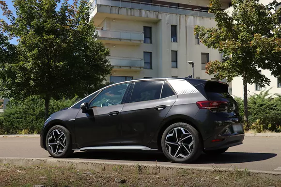 15 august 2022 dă startul la aplicarea noilor reguli de parcare în București. Ce îi așteaptă pe șoferii care le ignoră?