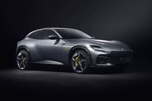 Până la urmă au făcut-o: a fost lansat Ferrari Purosangue, vehicul fără precedent în oferta mărcii. Oficial, nu l-a numit nimeni „SUV”.