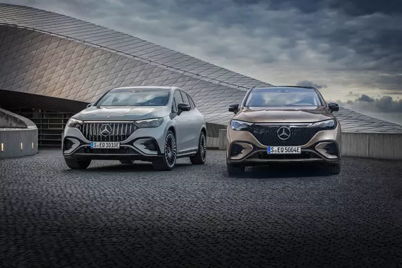 Termenii de ordine pentru succes par să fie acum „SUV” și „electric”. În traducere cu steluță: Mercedes EQE SUV.