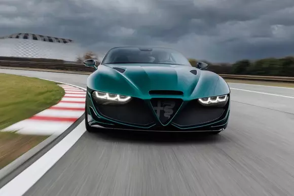 Patrimoniul designului italian s-a îmbogățit cu încă un coupe de excepție: Alfa Romeo Giulia SWB Zagato, exemplar unic.