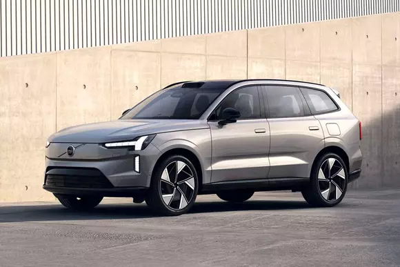 Suedezii, pe drumul către electromobilitate: SUV-ul de lux Volvo EX90 cu propulsie 100% electrică, lansat la CES 2024.