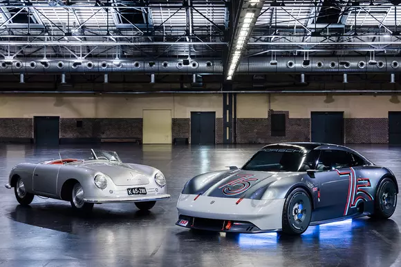 Aceasta nu e o aniversare de 75 de ani a mărcii, ci una de 75 de ani de evoluție ultraperformantă. Doar vorbim de Porsche!