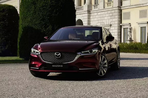 Modernizări și revizuire a ofertei pentru Mazda 6 în 2023. Tendința evolutivă a mărcii către un statut premium e clară.