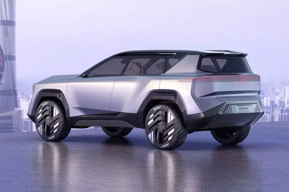 Surpriză! Sub denumirea de Nissan Arizon Concept avem, de fapt, de-a face cu o creație chinezească.