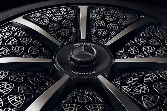 Pachetul Night Series crește exponențial luxul afișat de modelele Mercedes-Maybach