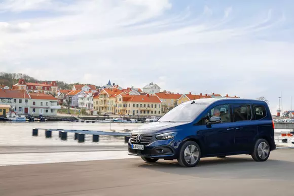 Mercedes EQT punctează pe piața MPV-urilor electrice compacte