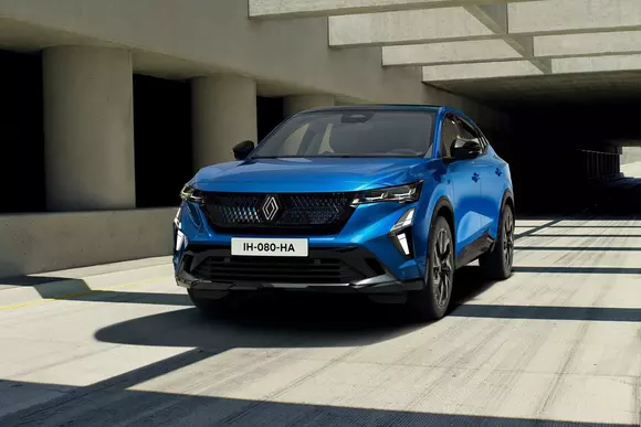 Rafala care va dinamiza atmosfera clasei medii: Renault Rafale, o nouă declarație statutară a mărcii franceze.