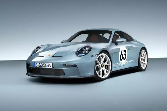 Pur, cu P de la Porsche 911 S/T: pentru cei care vor să conducă și cei care fac diferența dintre vehicul și automobil!