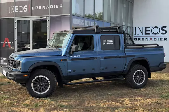 Debut oficial în România pentru Ineos Grenadier Quartermaster, noul pick-up al mărcii cu orientare off-road dedicată.