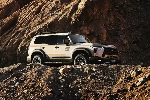 Știam că tehnica e tare, dar trebuia și o imagine potrivită. Lexus GX 550 Overtrail JAOS Concept completează ideea.