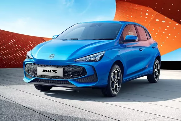 Hibrid avansat în clasa mică: noul MG3 nu umblă cu jumătăți de măsură! Marca de origine birtanică joacă neașteptat de tare în „divizia B”.