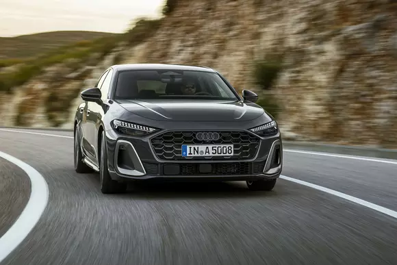 Schimbare de generație și restructurare de ofertă la nivelul clasei medii: noul Audi A5 păstrează doar numele.