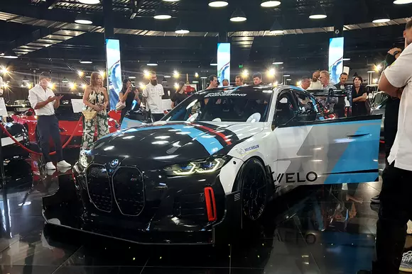 Proiect materializat în România privind la viitorul motorsportului: BMW i4 Racing și Engage Engineering, gata de decolare!