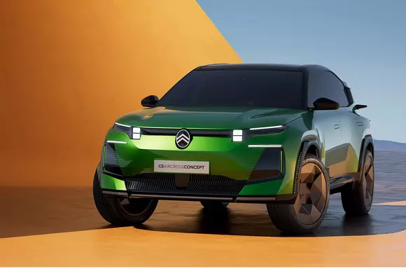 Viziune excepțională de SUV compact: Citroën C5 Aircross Concept reiterează în mod manifest originalitatea specifică mărcii.