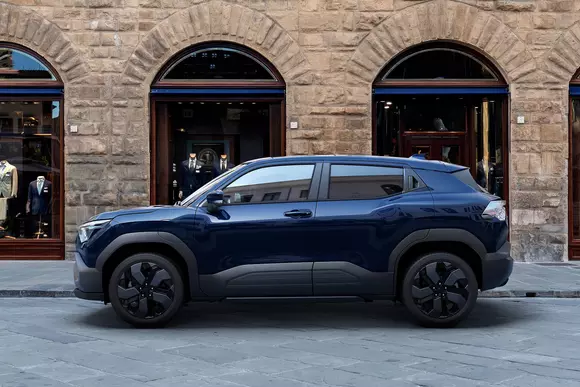 Expus în premieră în România la finalul săptămânii, Suzuki eVitara se pregătește pentru debutul comercial din toamnă.