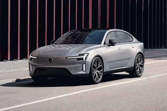 Fără alte comentarii: Volvo ES90 e un BEV în formă de SUV-coupe premium întru-totul convingător prin caracter și specificații.