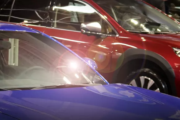 Situația pieței auto din România în martie 2025, comparativ cu martie 2024: electrificate – da, electrice – mai încet!