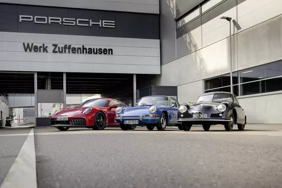 Moment aniversar: au trecut 75 de ani de când Porsche a început să producă automobile sport la Zuffenhausen.