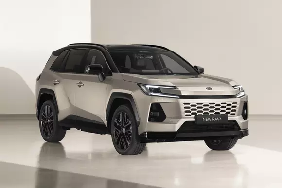 Mai departe, pe calea unei electrificări polivalente: noua Toyota RAV4, vector al încrederii în argumentele progresului